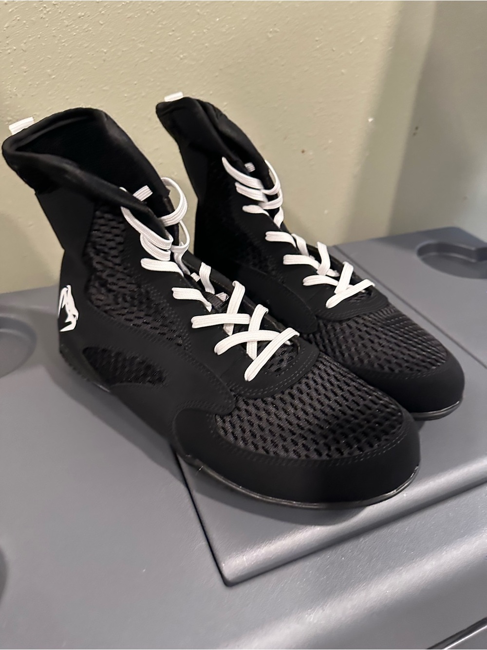Men's Black Athletic High-Top Sneakers with White Laces